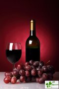 葡萄酒对女性的保健作用