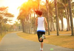 跑步动，走几步再跑有影响吗?
